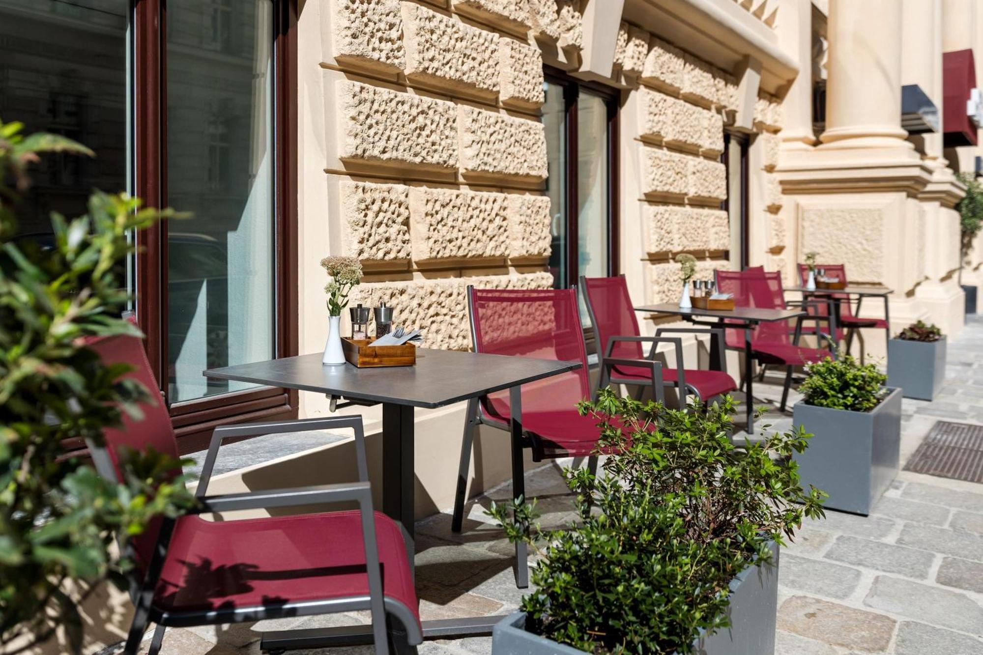 Hotel Rathauspark Wien, A Member Of Radisson Individuals Esterno foto