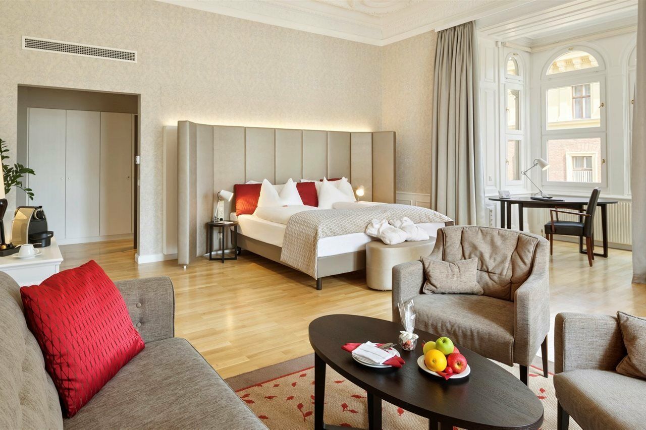 Hotel Rathauspark Wien, A Member Of Radisson Individuals Esterno foto